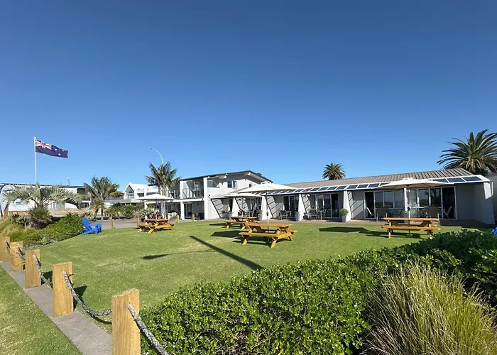 Motels Baileys At The Beach